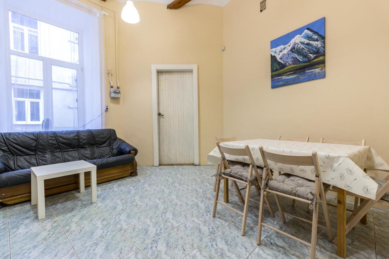 Hostel Best Time Lviv Eksteriør bilde