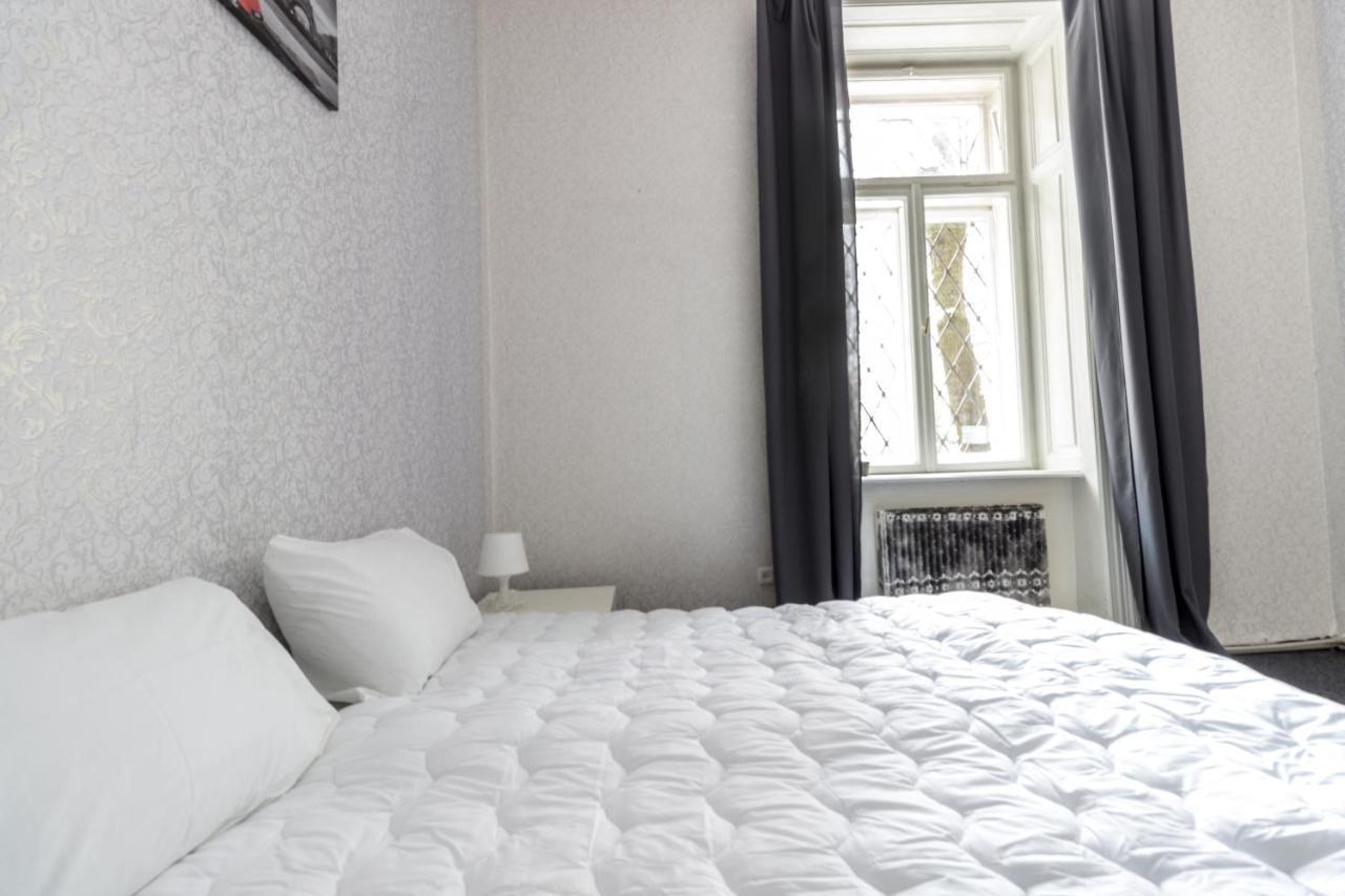 Hostel Best Time Lviv Eksteriør bilde